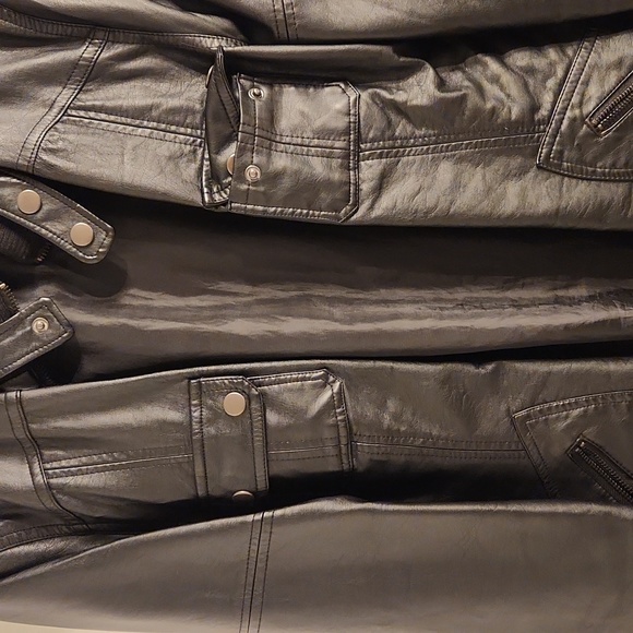 Jacket - Picture 3 of 5